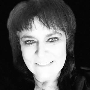 Meet your Posher, Lynn